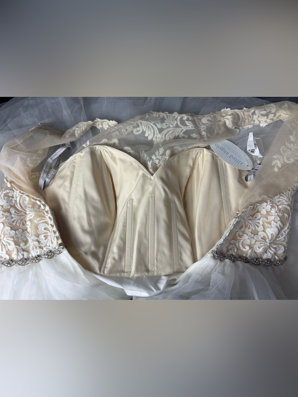 NWT Alfred Angelo Ivory Nude Illusion Lace Bodice Bridal Wedding Gown Dress 18W - Picture 8 of 10